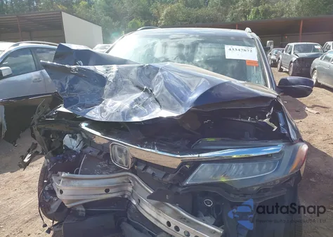 2019 Honda Pilot Touring from USA, damaged, VIN 5FNYF5H68KB020413